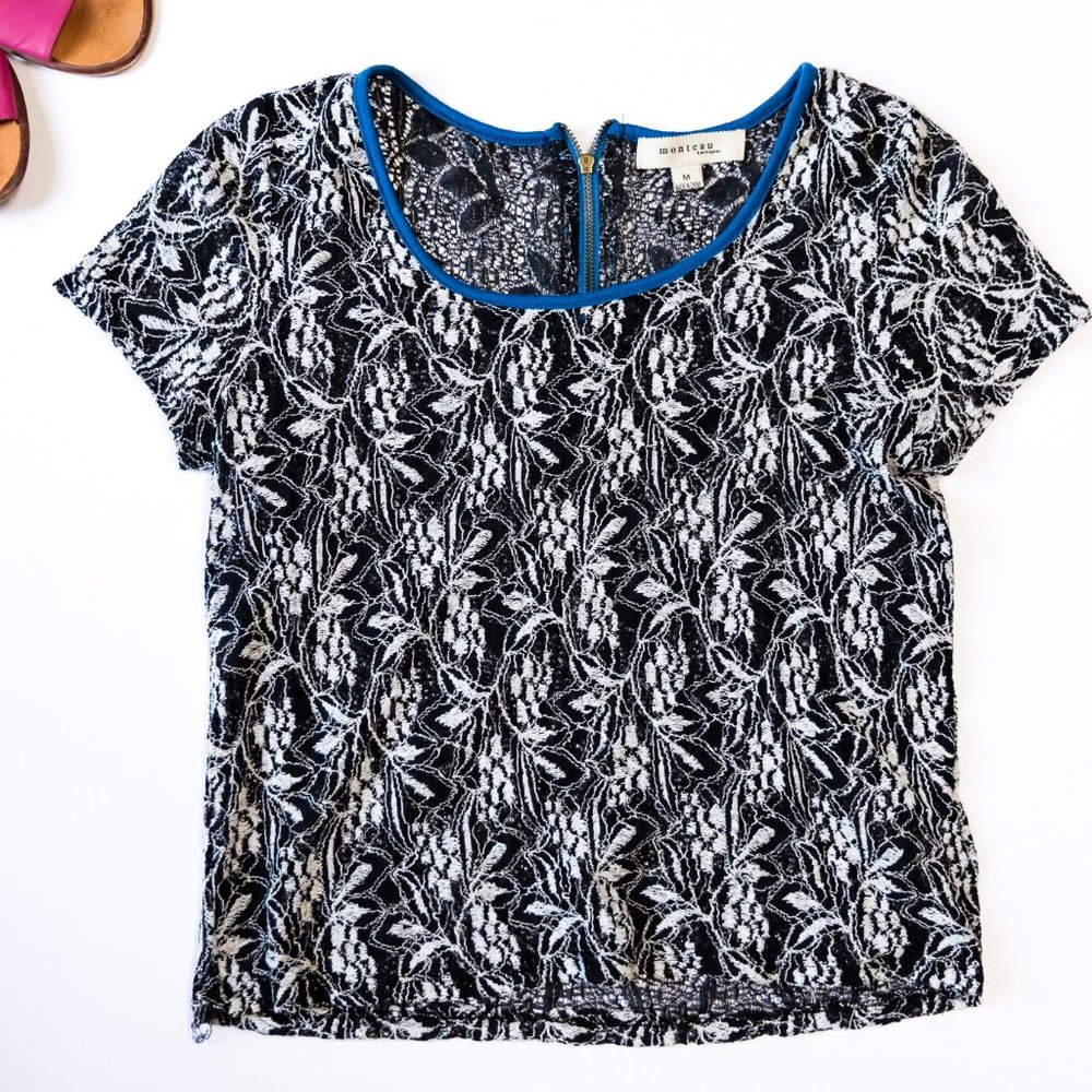 Monteau Black Lace Top size med